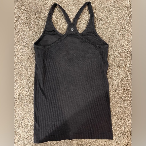 Lululemon Tank Top - Size 8 - Picture 2 of 5